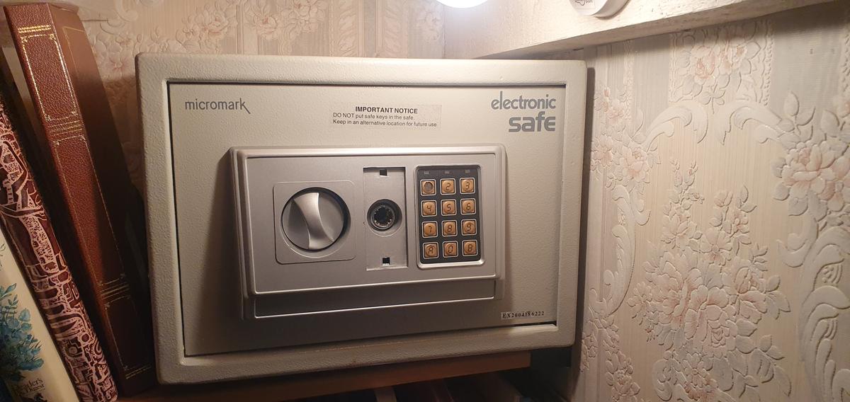 A electronic safe that it’s owner had forgot its code and lost the keys