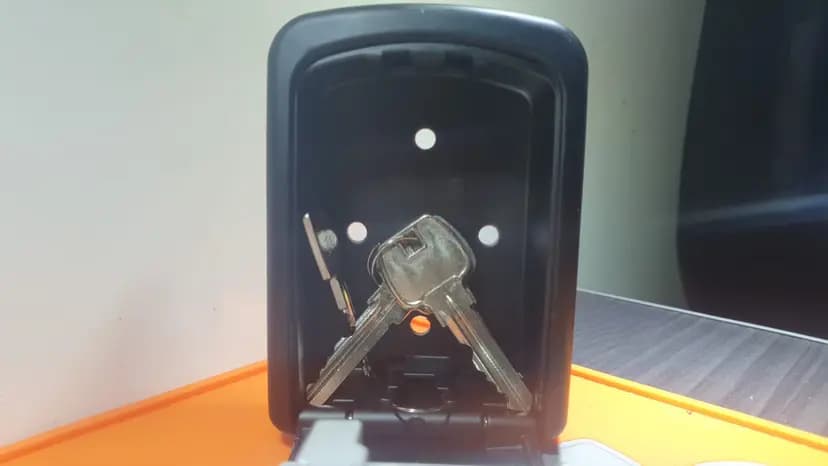 Emergency Locksmith Solutions Image of key lock with keys in